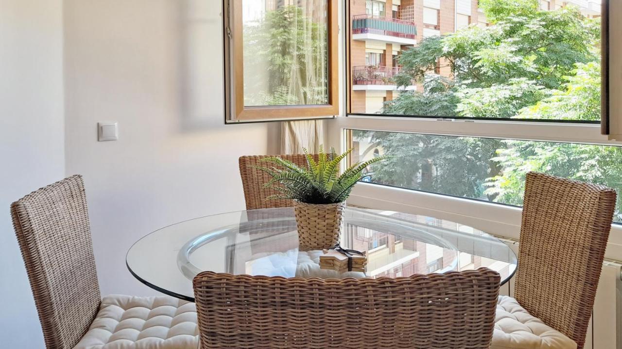 Mood Bilbao Apartamentos - New & Special Exterior photo